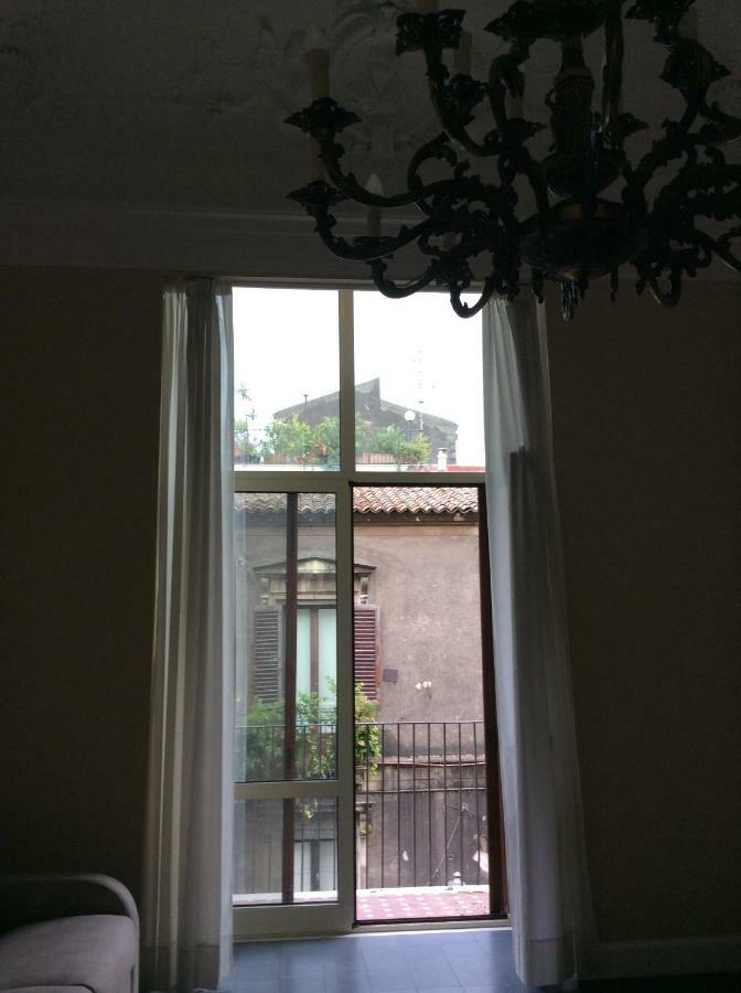 Suite Con Terrazza In Centro Storico CTA Exteriör bild