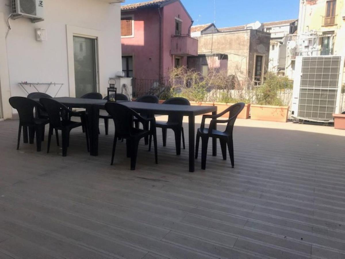 Suite Con Terrazza In Centro Storico CTA Exteriör bild